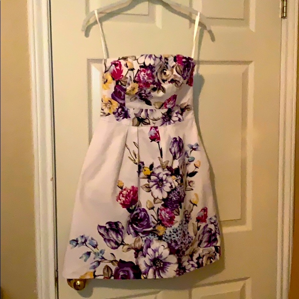 WHBM Spring strapless dress!